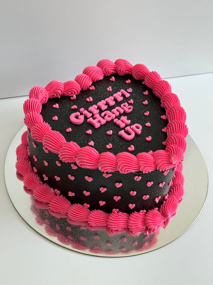 Border Heart Cake