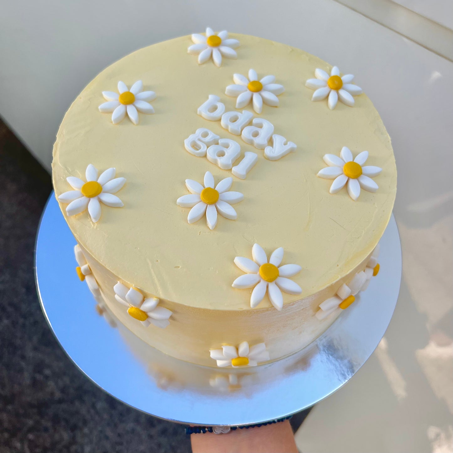 Daisy cake