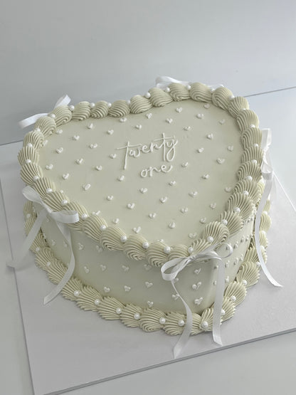 Border Heart Cake