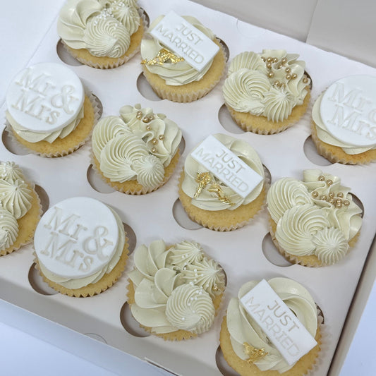 Wedding Cupcakes (12 per box)